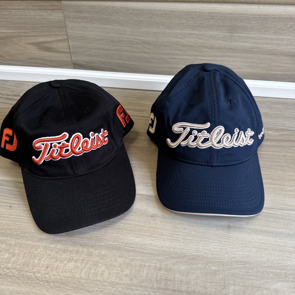 Navy Titleist PRO V1 HAT CAP Black Orange FJ FootJoy Excell Cond Lot Of 2 Hats